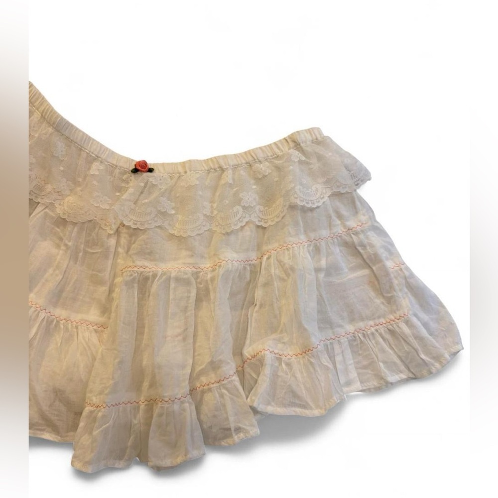 Free People In Full Swing Shorts White Lace Ruffle Boho M - Picture 9 of 14